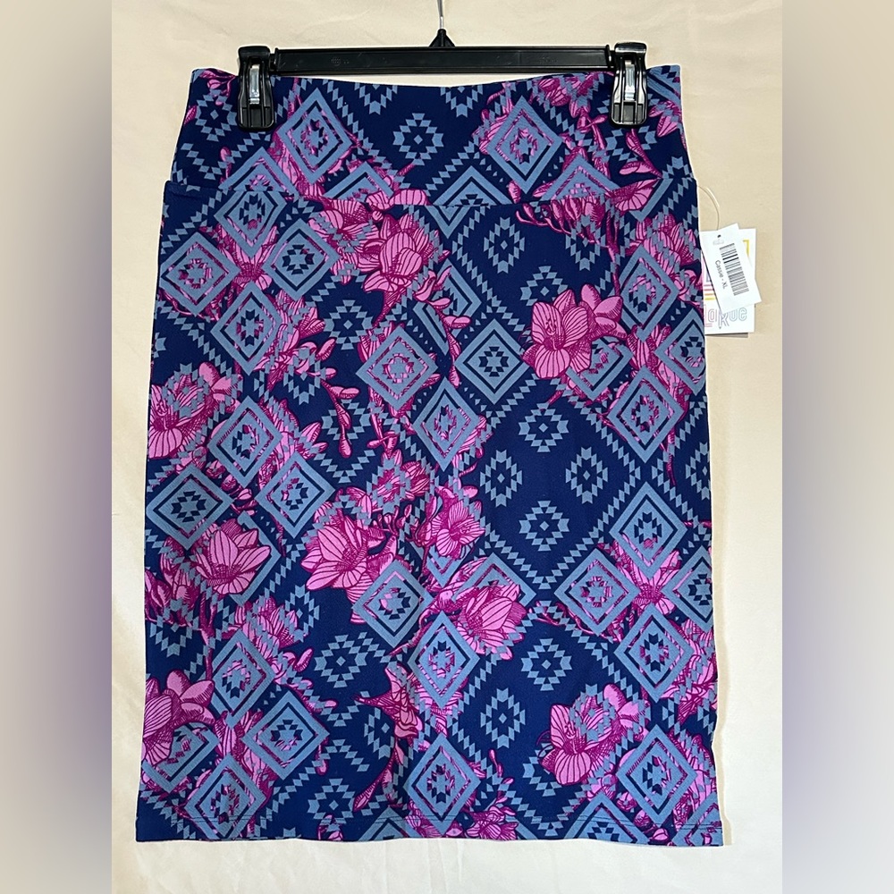 LulaRoe Cassie skirt XL. NWT